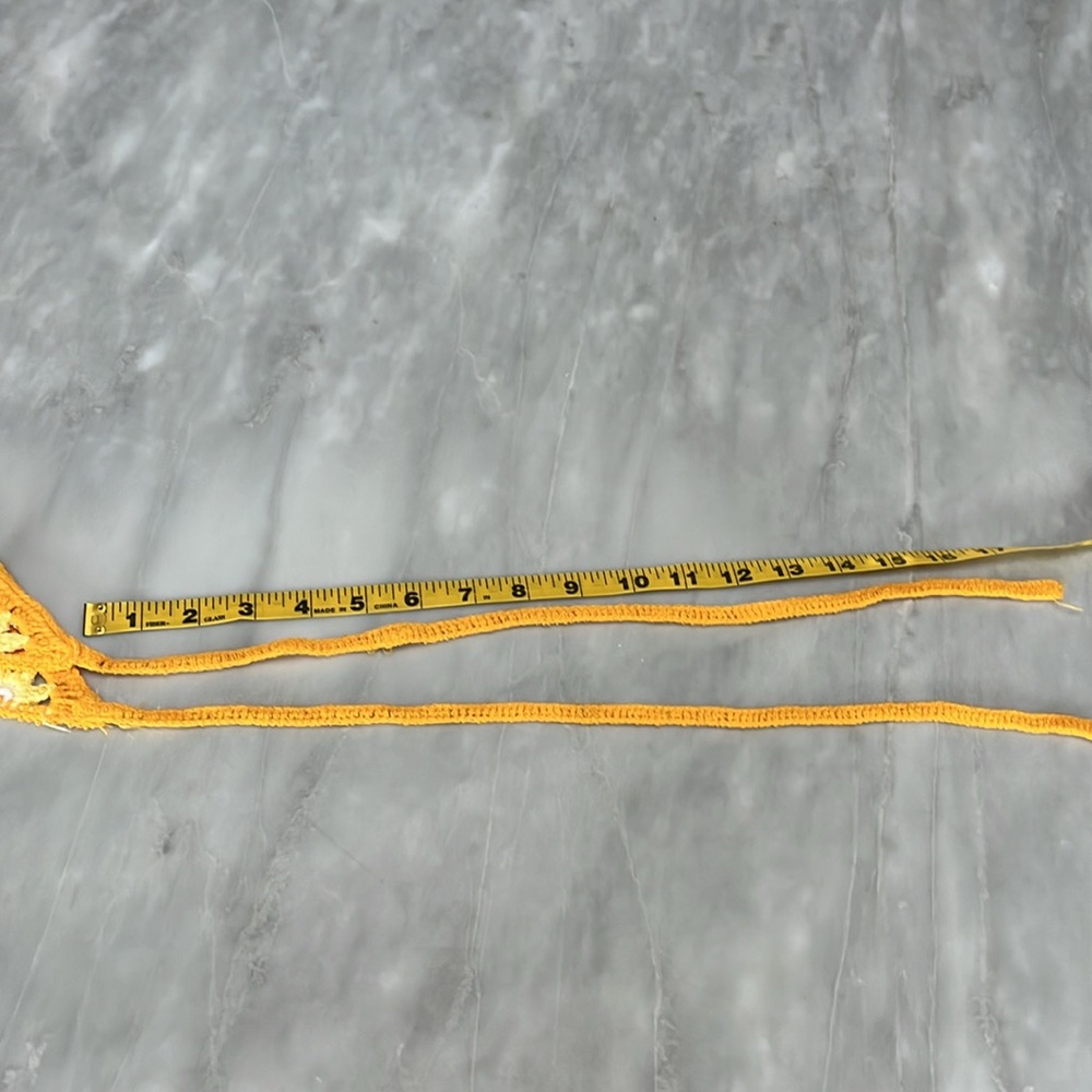 Handmade Crochet Bandana with daisies - Picture 4 of 4